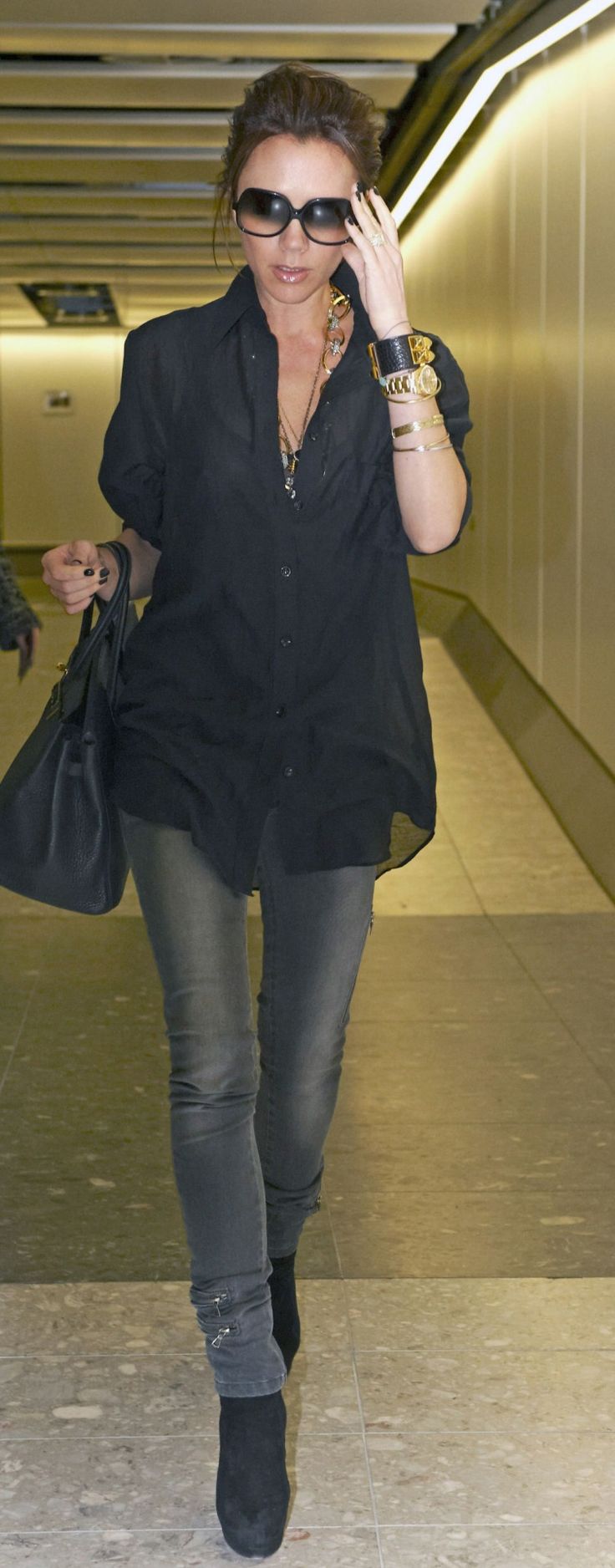 Dear stitch fix stylist. I love the classic casual style of Victoria beckham xox...