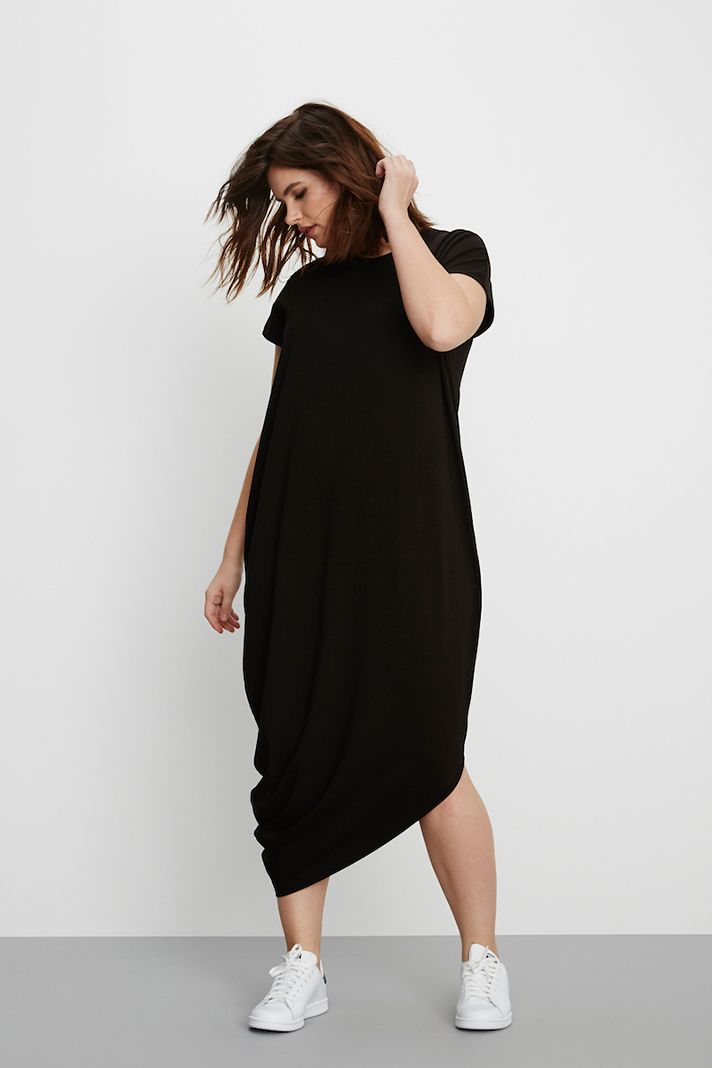 Introducing Coverstory, the Plus-Size Answer to Minimalist Fashion | StyleCaster