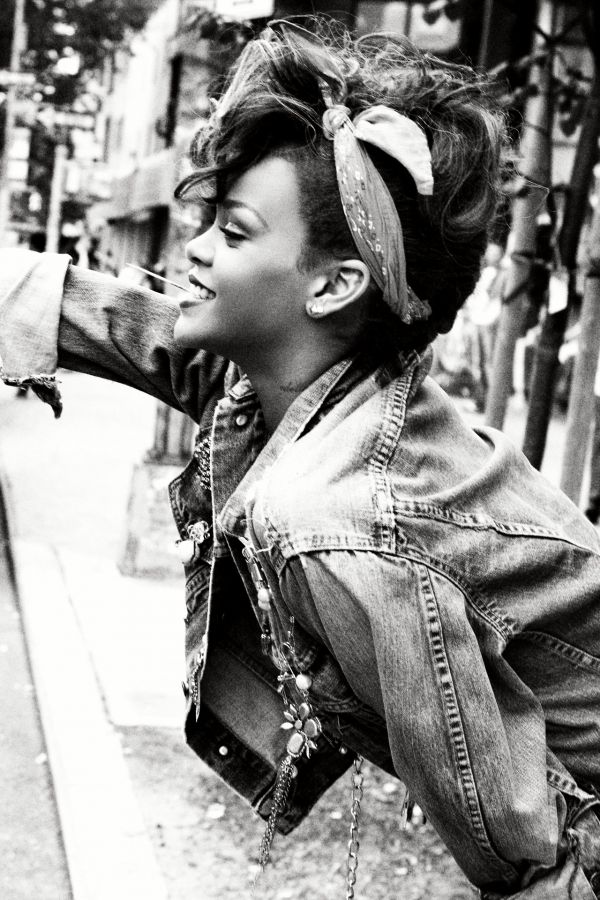 Rihanna is in SA right now. Soon to be in #CapeTown -  popculturez.com #Rihanna ...