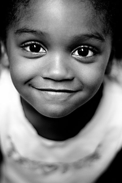 Cute girl (great smile, smiling, portrait, people, photo, picture, photography, ...