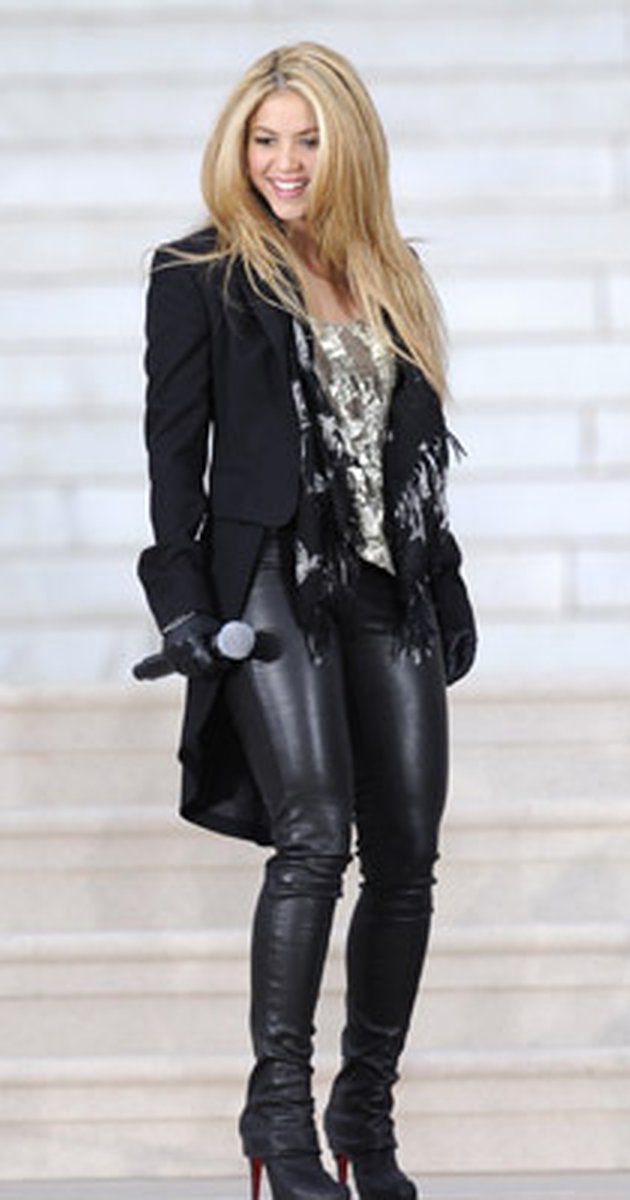 Shakira photos, including production stills, premiere photos and other event pho...