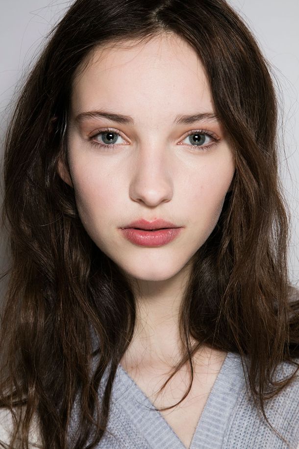 The Best Runway Beauty Looks from NYFW Fall 2016 | Lots of nice blushes and mini...