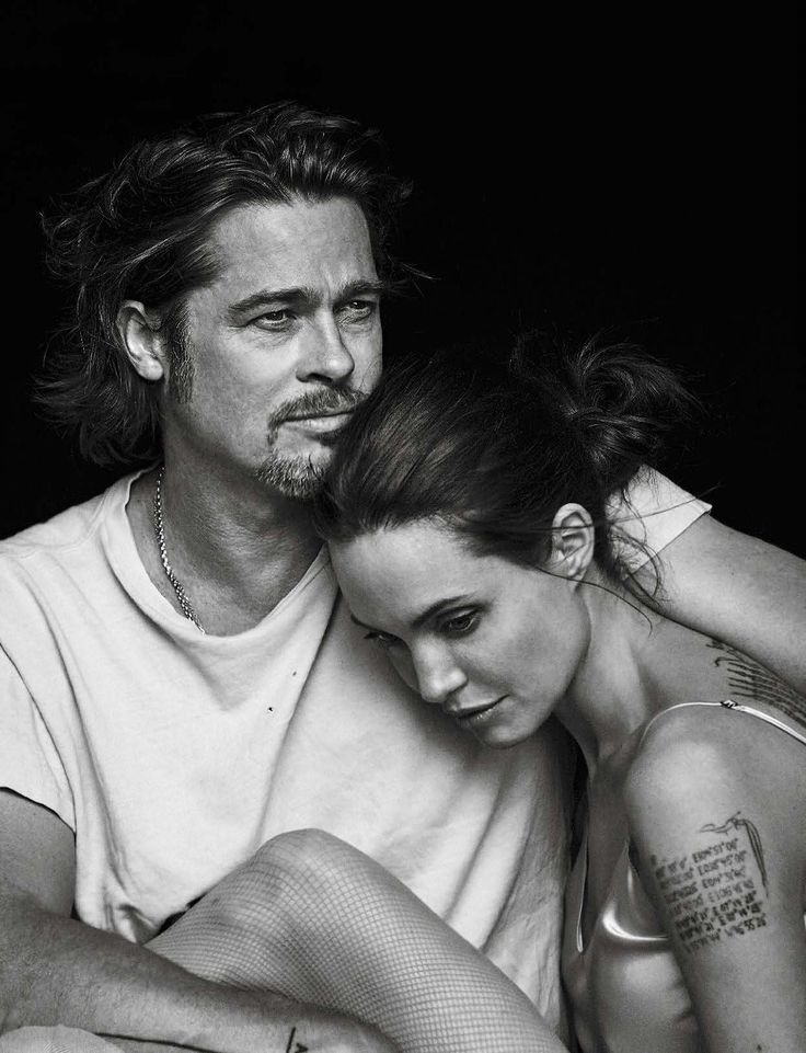 Vanity Fair Italia November 11th, 2015: Angelina Jolie & Brad Pitt by Peter Lind...