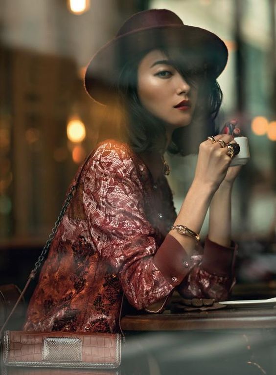 When you spend 2 hours a day on the train, you occasionally get to witness the o...