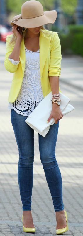 Yellow Touch Outfit Idea -- 60 Great Spring Outfits On The Street - Style Estate...