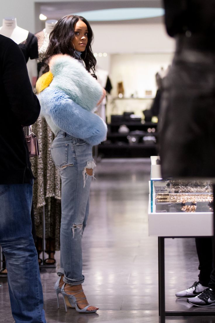 fashionkilllaaz: “http://fashionkilllaaz.tumblr.com/ ”