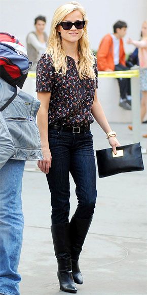 reese. my favorite actress. she is a classy women. she carries herself like a re...