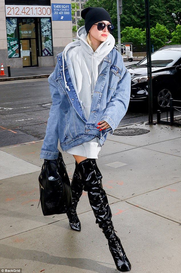 Traffic stopping: Hailey Baldwin stepped out in thigh-high black patent leather ...