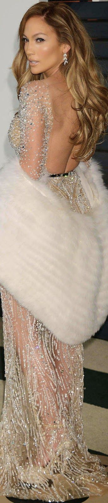 Jennifer Lopez in Zuhair Murad 2015 Vanity Fair Oscar Party