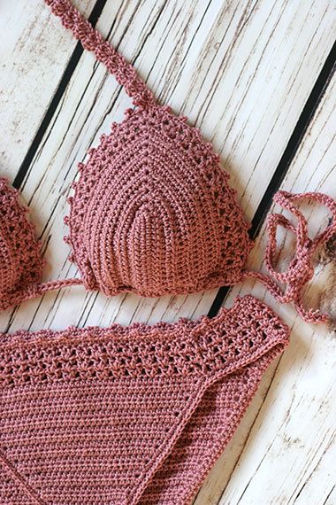 This is a classic bikini bottom set with a little more coverage and stable strin...