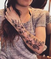 43 wunderschöne Blumentattoos für Frauen Blumen sind beliebte Tattoo-Designs f...